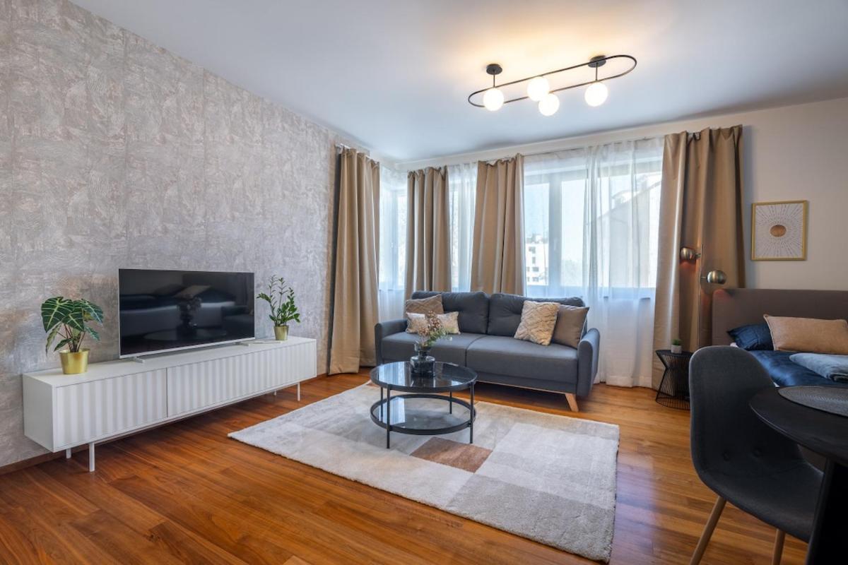 The Bright And Cozy Hideaway Appartamento Praga